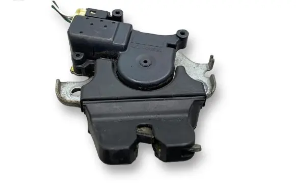 Mitsubishi Lancer X Tailgate/trunk/boot lock/catch/latch