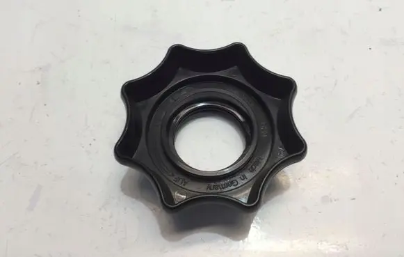 Audi A1 Spare wheel bolt 