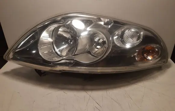 Renault Master III Headlight/headlamp 17064604