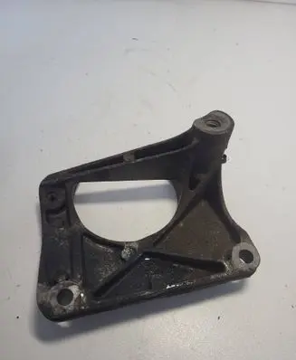 BMW 5 E60 E61 Engine mounting bracket 22116761117