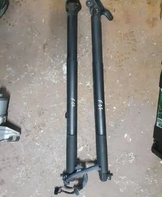 BMW 5 GT F07 Tailgate/trunk strut/damper 7200543