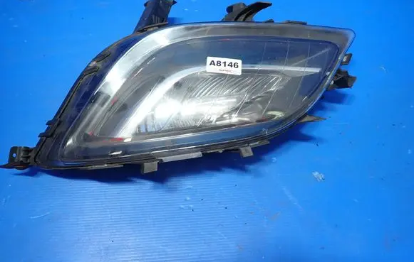 Opel Astra J Front fog light 13264641