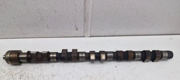 Volvo XC70 Camshaft 1001835