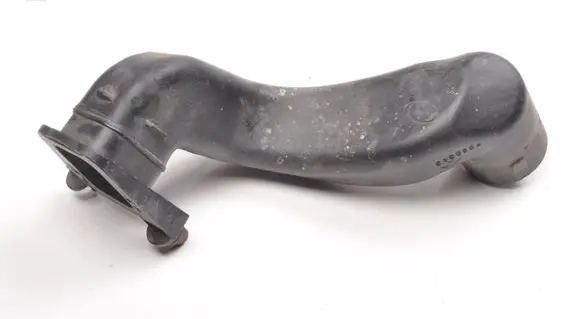 Volvo V40 Air intake hose/pipe 31319359