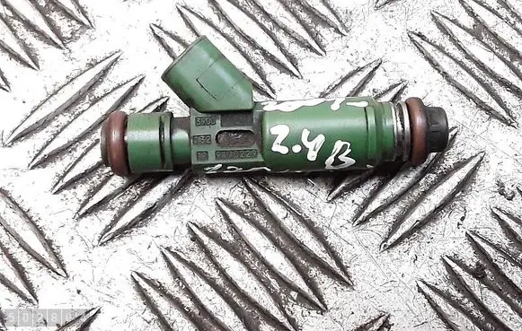 Fuel injector