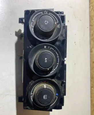 Peugeot 5008 Climate control unit