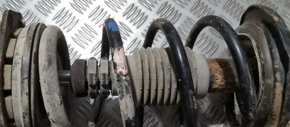 Renault Scenic II - Grand scenic II Front coil spring