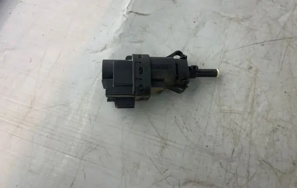 Ford Fiesta Brake pedal sensor switch 3M5T13480AB