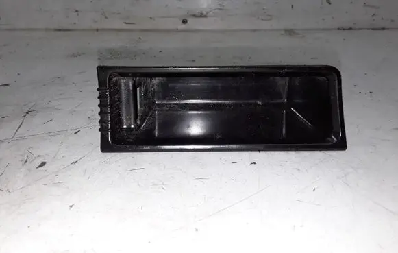 Ashtray (front)