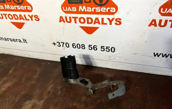 Volkswagen Jetta VI Other engine bay part 5K0971858