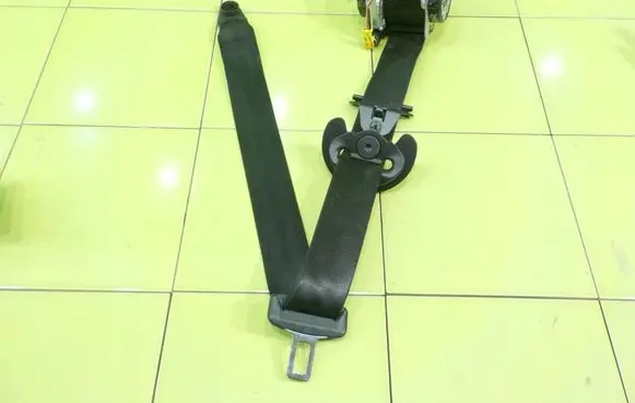 Jaguar XE Front seatbelt 635393200A BEZPIECZENSTWA