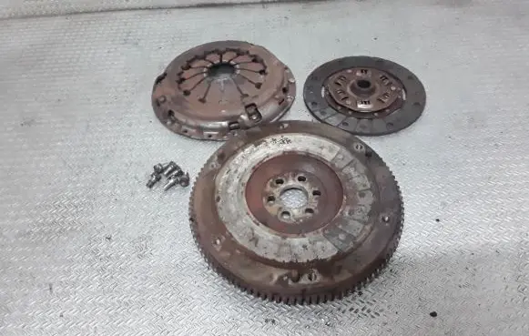Toyota Aygo AB10 Clutch set kit ADT330246