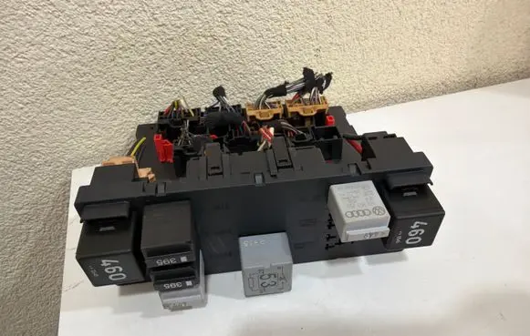 Audi A3 S3 A3 Sportback 8P Comfort/convenience module 8P0907279F