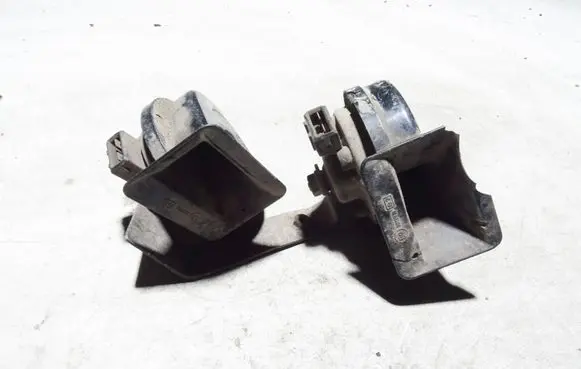 Audi A6 S6 C5 4B Horn signal 0092018