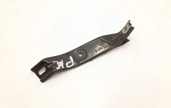 Mercedes-Benz A W176 Fender mounting bracket A1766280114