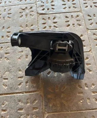 Citroen C5 Aircross II Engine mount bracket 008956 091622