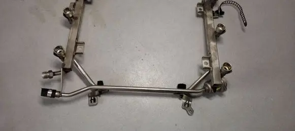 Audi A6 S6 C5 4B Fuel main line pipe 078133681AJ