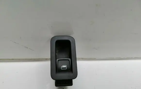 Volkswagen Golf VII Electric window control switch 5G0868345