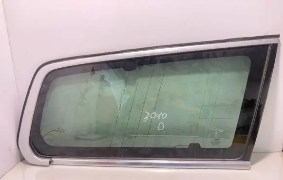 Volvo V70 Rear side window AS3