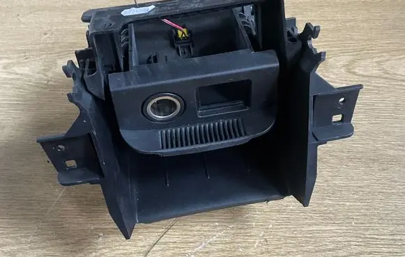 Opel Zafira C Car ashtray 13293521 22021242 332910517