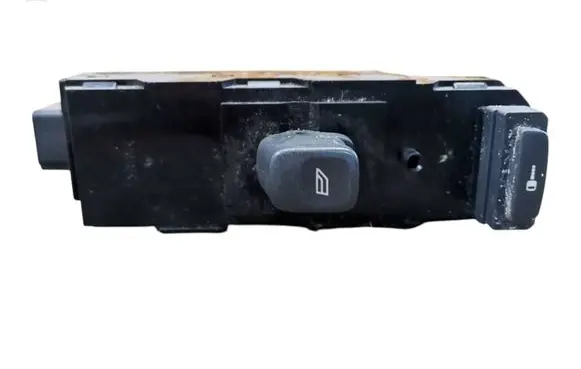 Volvo S60 Electric window control switch 30658117 MP40EA00056 02W40E