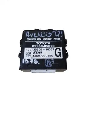 Toyota Avensis T250 Light module LCM 8996005020