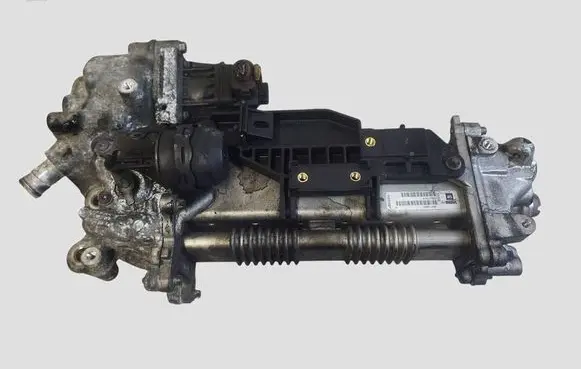 Opel Astra J EGR valve 55570005 C26142801