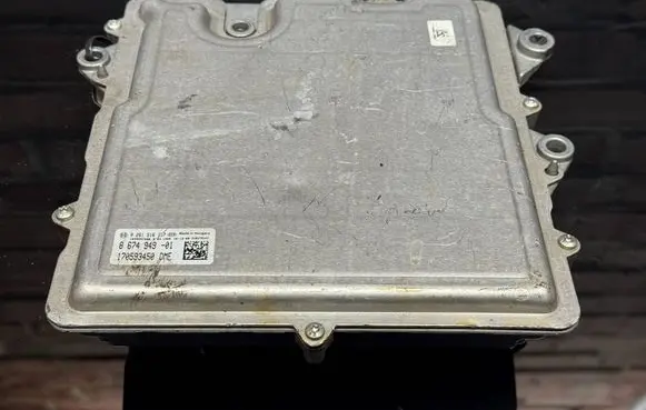 BMW X5 F15 Engine control unit/module 0261S16757 8674949