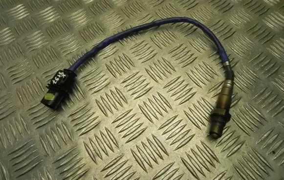 Ford Mondeo MK V Lambda probe sensor DS7A9Y460AA X3197