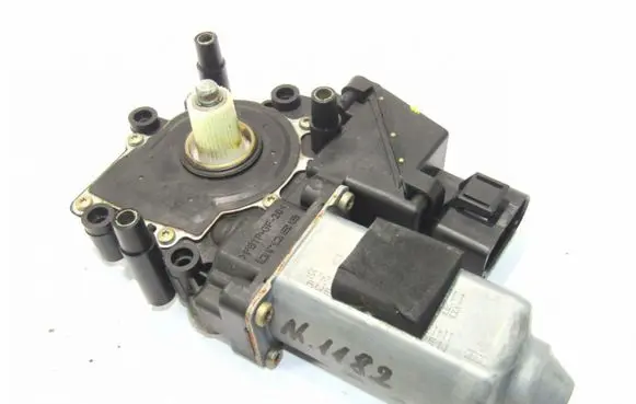 Audi A8 S8 D2 4D Rear door window regulator motor 119022101