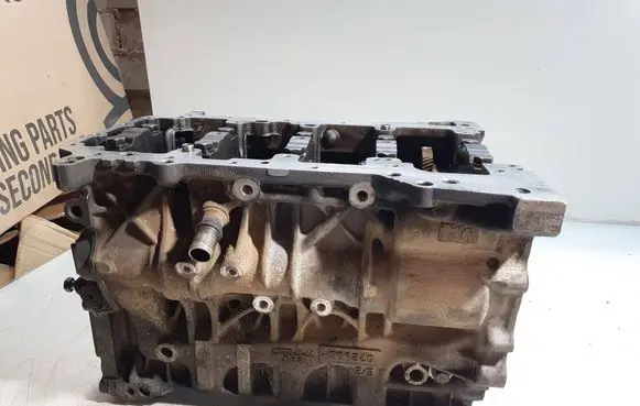 BMW 3 E90 E91 Engine block 779792207 N47D20A
