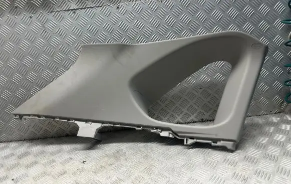 Toyota RAV 4 (XA50) (D)pillar trim (top) 6248042180