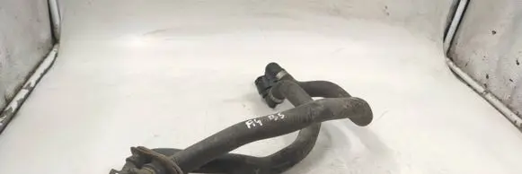 Audi A4 S4 B5 8D Engine coolant pipe/hose