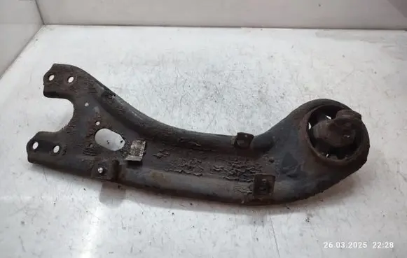 KIA Sportage Rear control arm