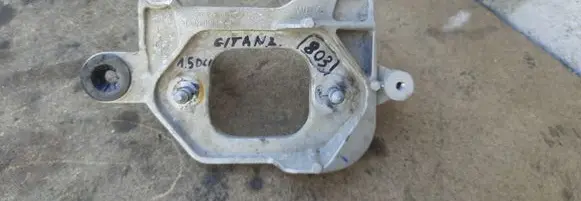Mercedes-Benz Citan II W420 Engine mount vacuum valve 112229825R