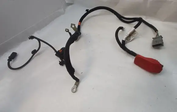 Peugeot 3008 II Positive cable (battery) 9819972280