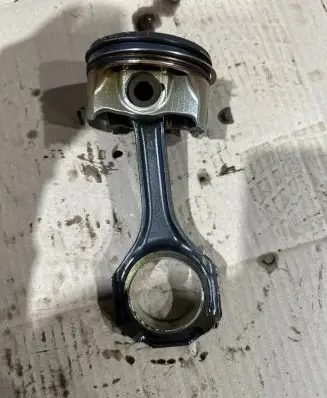 Mercedes-Benz S C217 Piston with connecting rod 278929