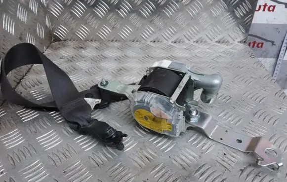 Subaru Legacy Front seatbelt 7Q7050P 0432127