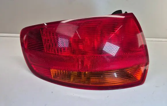 Rear/tail lights