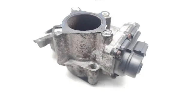 Nissan Qashqai EGR valve 8200797706 8200327011 A2C53179081