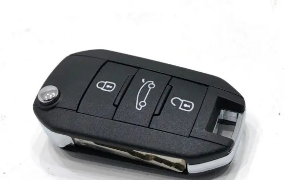 Opel Mokka B Ignition key/card