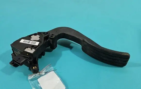 Dacia Dokker Accelerator throttle pedal 180021343R IMPRK1488329