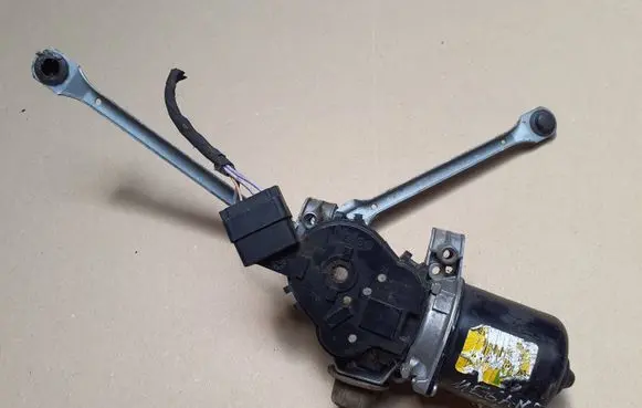 Renault Megane III Wiper motor
