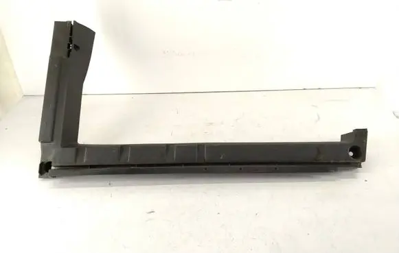 Volkswagen PASSAT B6 Spare wheel section trim 3C9864511C