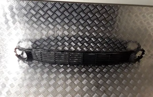 Toyota Aygo AB40 Front bumper lower grill 3200101102041200100