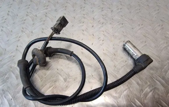 Audi A4 S4 B5 8D ABS brake wheel speed sensor 8D0927803