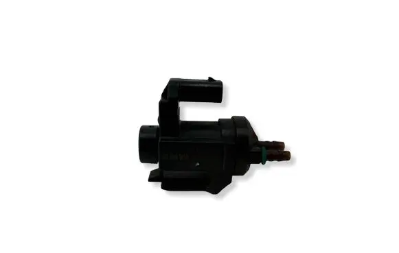 BMW 5 F10 F11 Vacuum valve 8570591