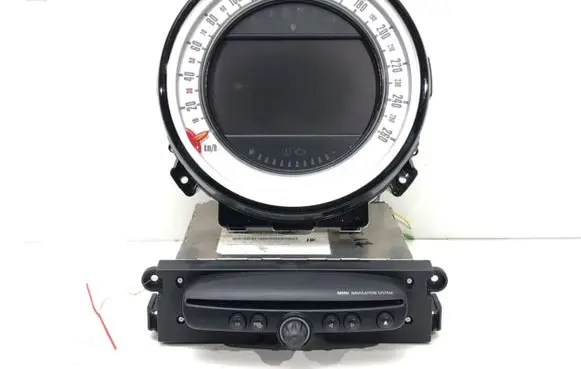 Mini One - Cooper Clubman R55 Radio/CD/DVD/GPS head unit 24483429286638
