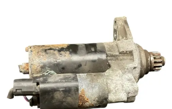 Volkswagen PASSAT B7 Starter motor 02M911024C