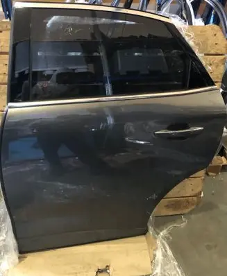 Citroen DS7 Crossback Rear door